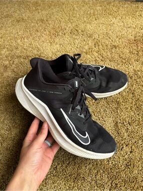 Black Nike Quest 3 running shoes; excellent condition, hardly worn